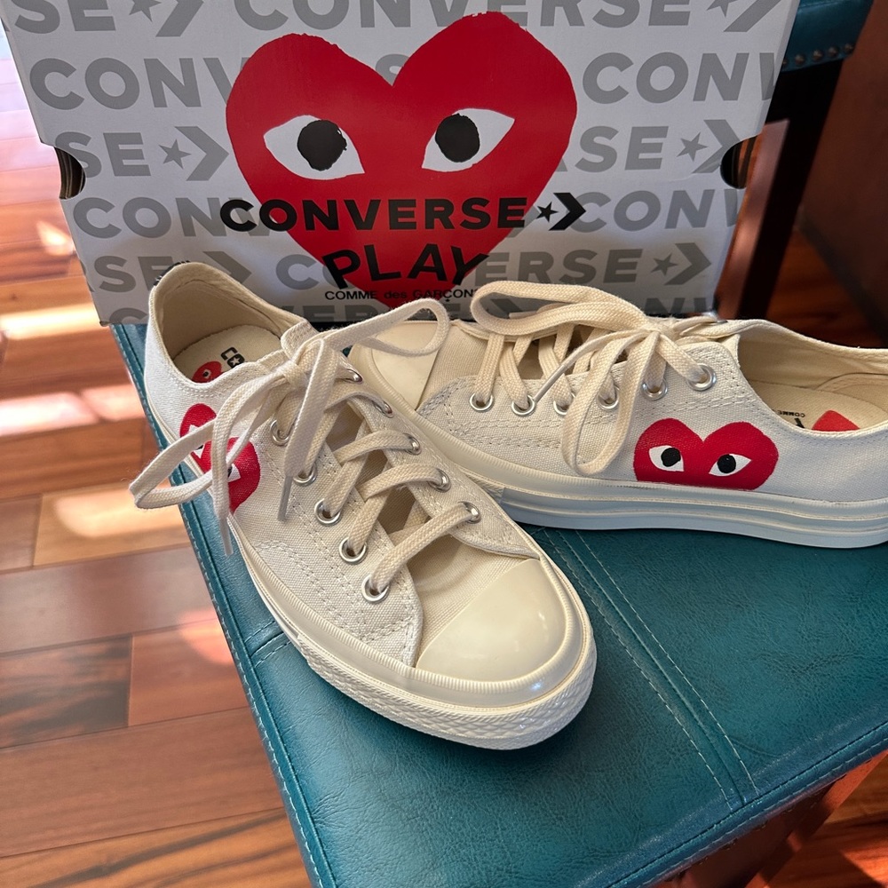 Converse Play Comme des Garçons 8 (fit like 9)